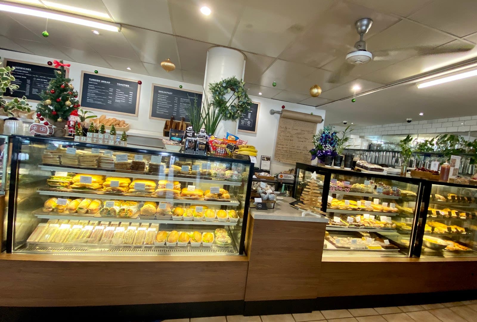 Ben's Bakehouse — Cullen Bay, Darwin