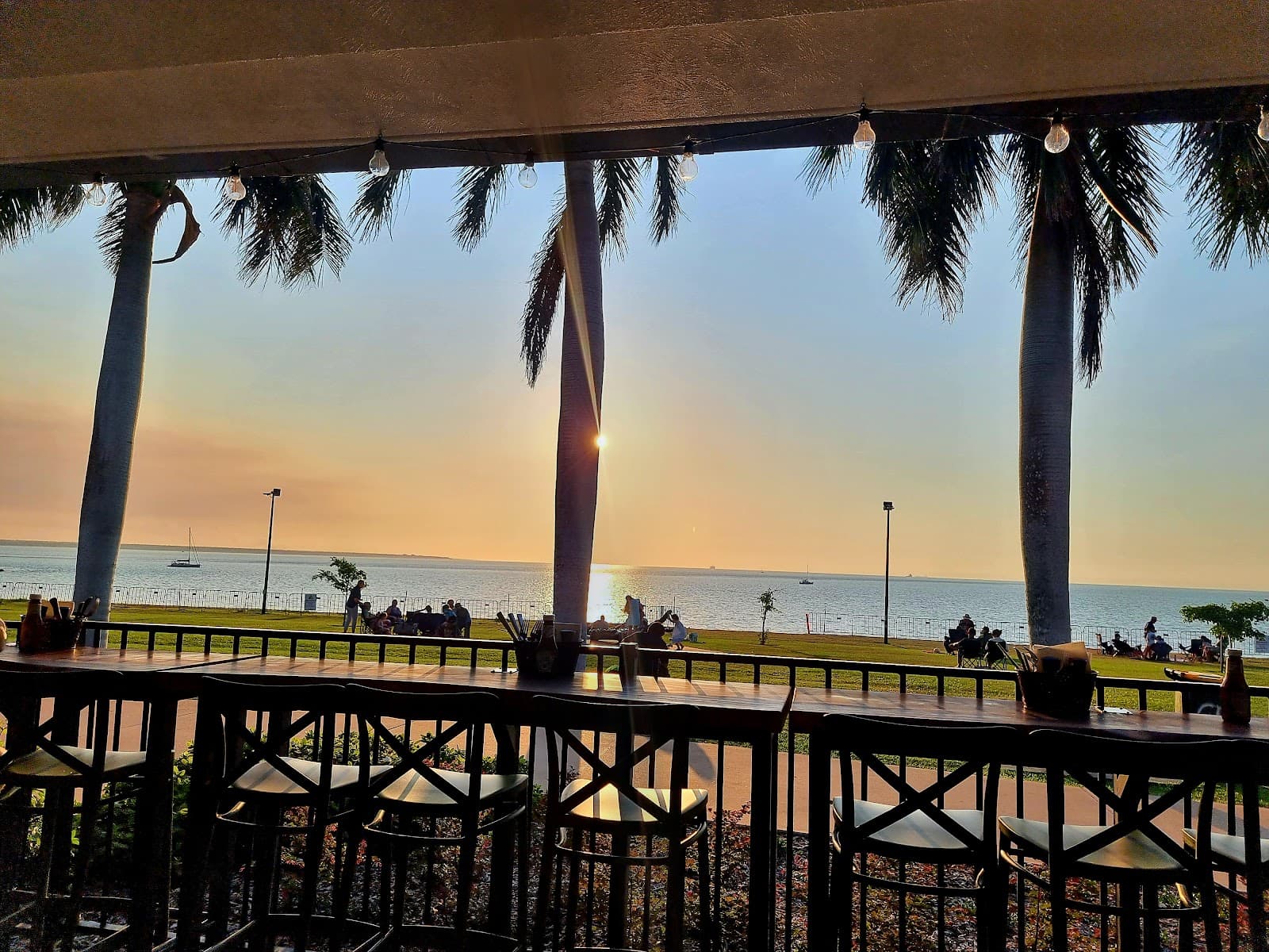 Fin & Tonic NT — Cullen Bay, Darwin