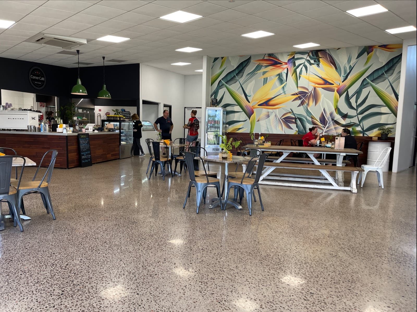 Corner Café — Palmerston, Darwin