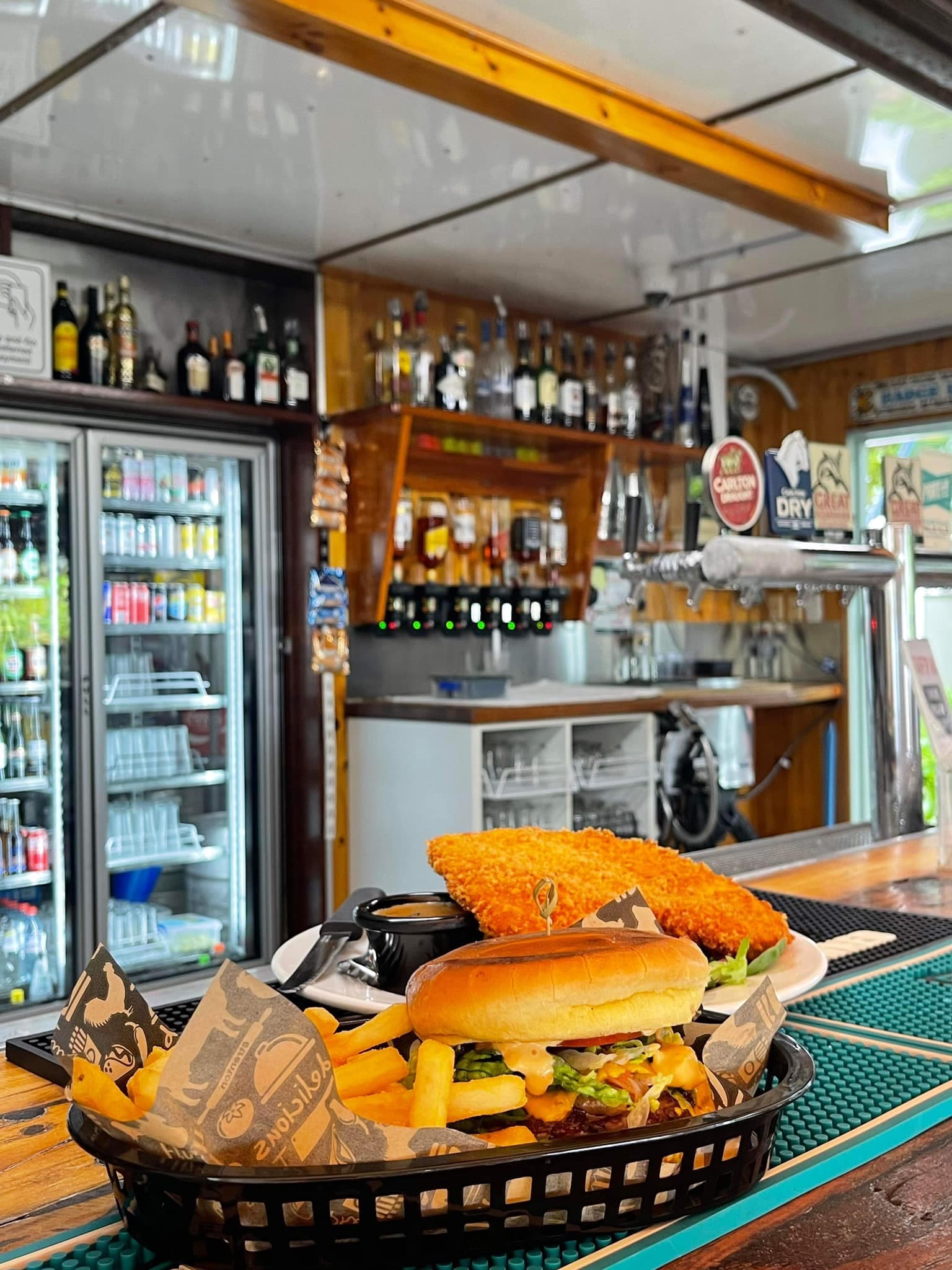 Ton's Bistro at Dinah — Parap, Darwin
