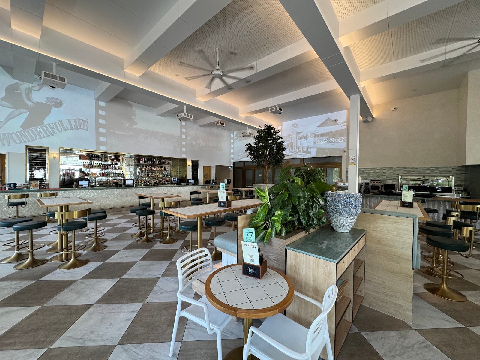 Flick’s — Mindil Beach, Darwin