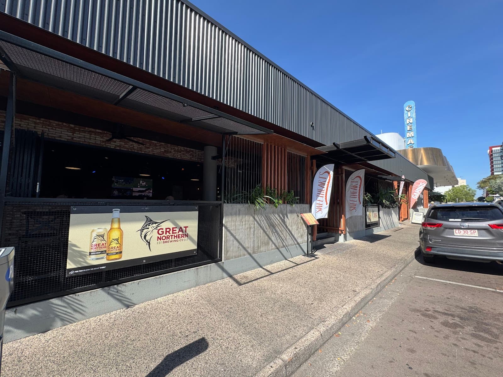 Sweethearts — Mindil Beach, Darwin