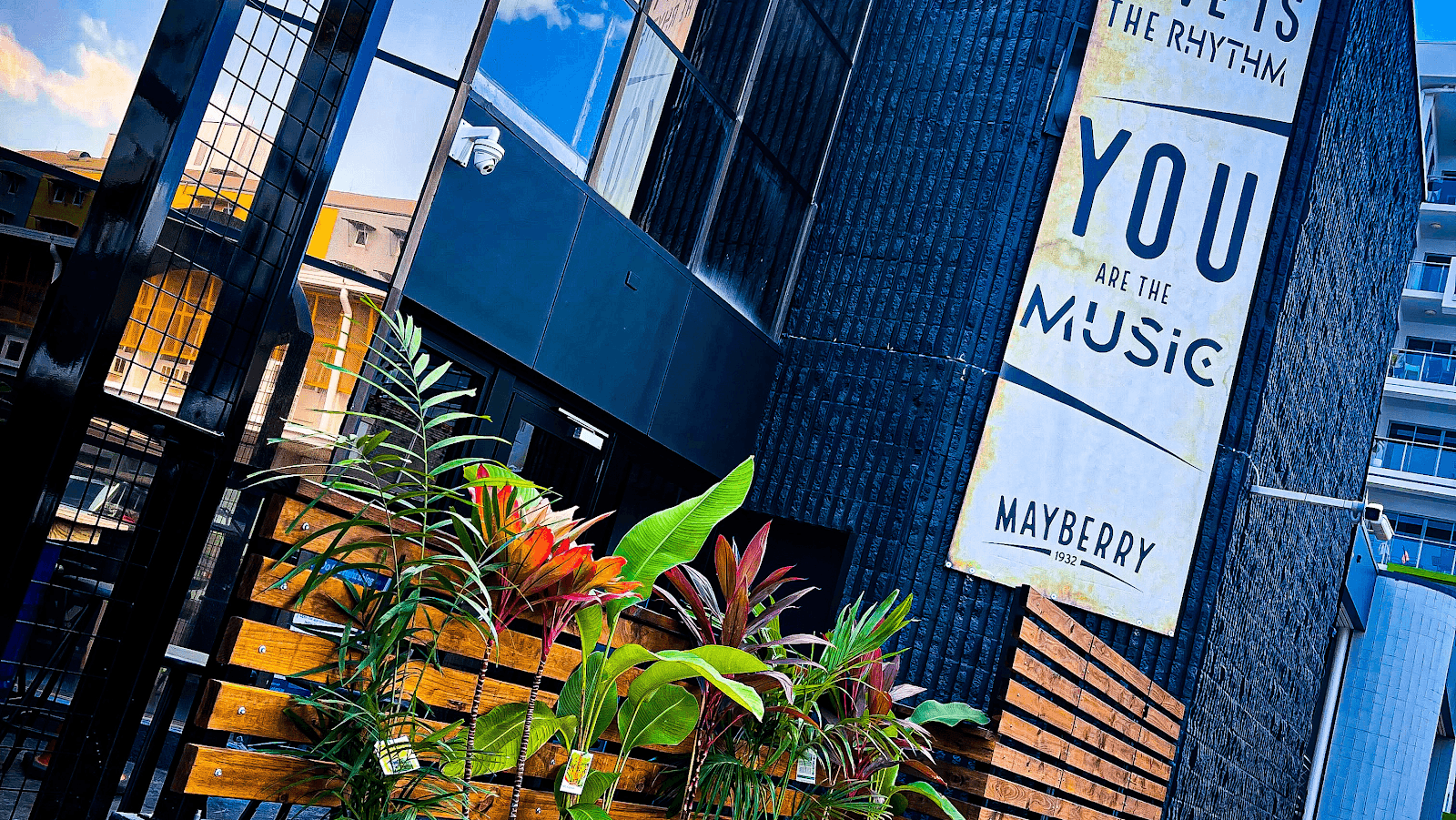 Mayberry — Mindil Beach, Darwin