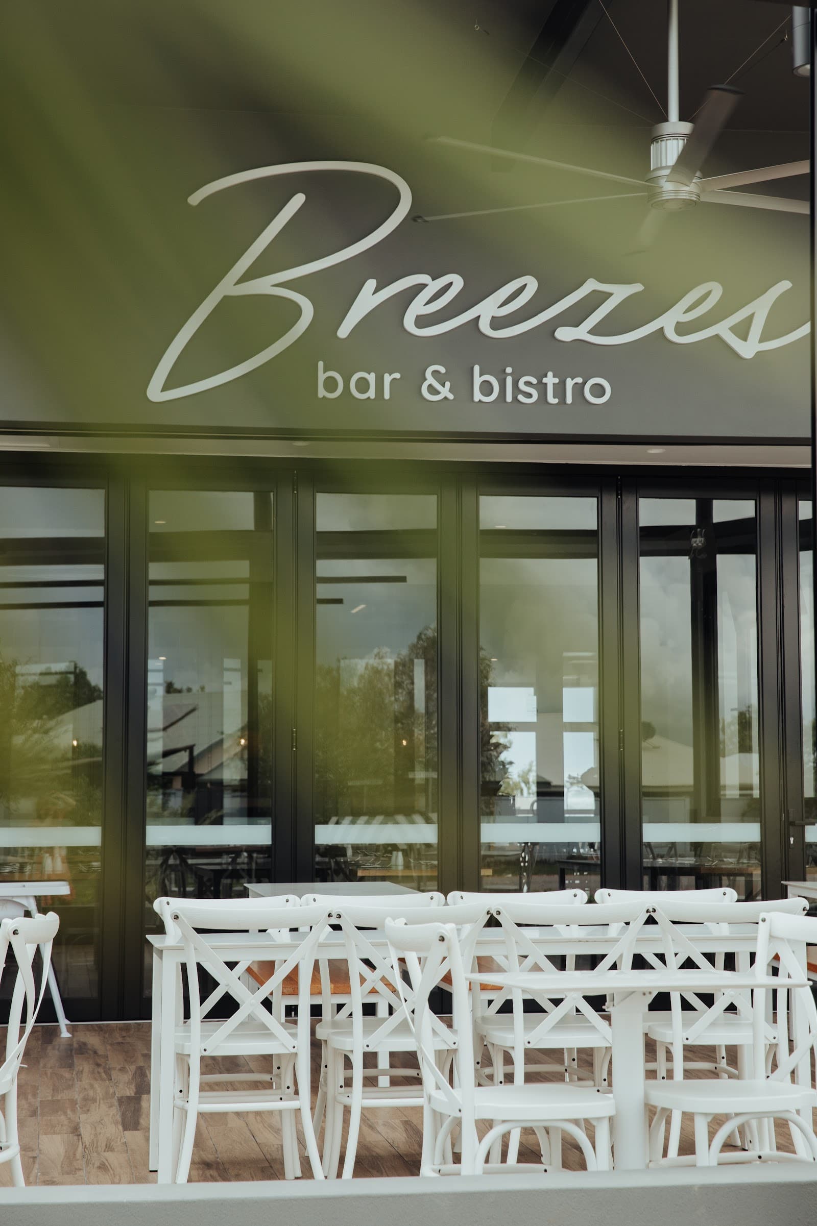 Breezes Bar & Bistro — Casuarina, Darwin