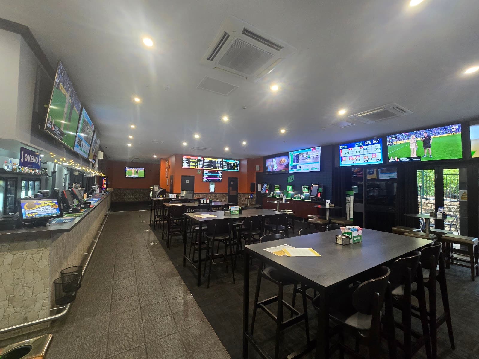 Punters Bar — Darwin CBD, Darwin