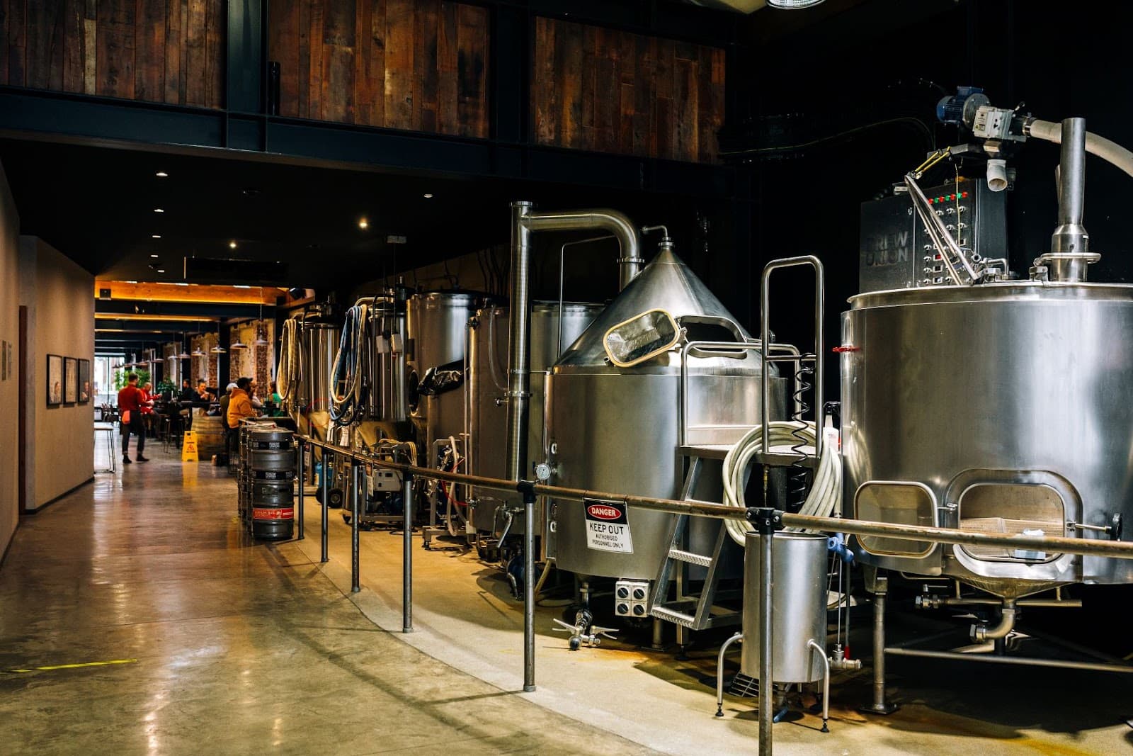 Best Bars in Darwin: Your Guide to Local Drinking Spots