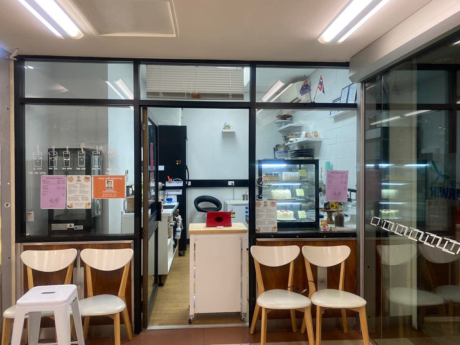 GoGo, Goi! (bake a cake by Goi) — Mindil Beach, Darwin