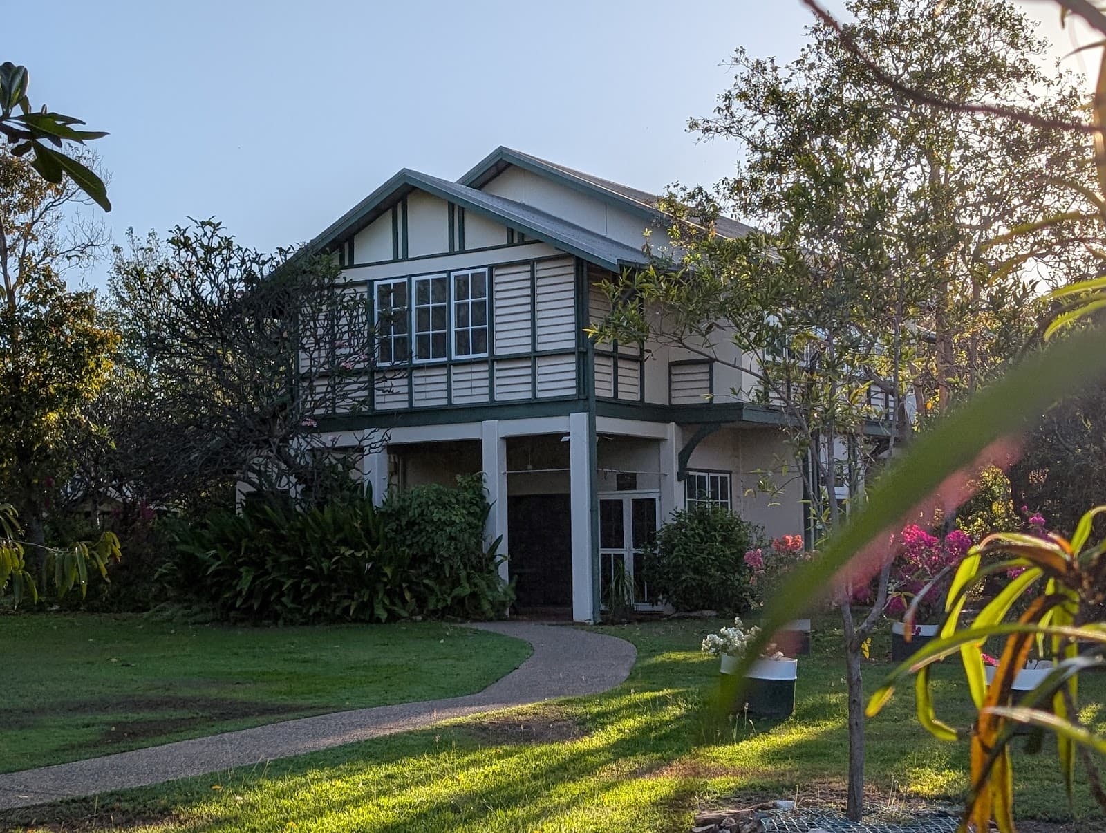 Burnett House — Larrakeyah, Darwin