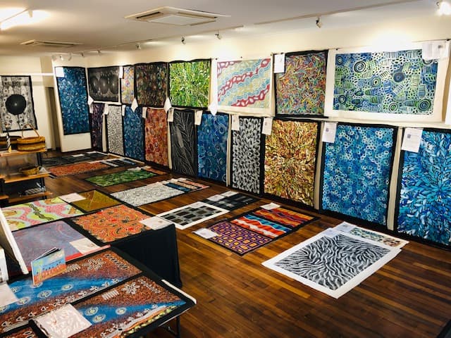 Readback Books & Aboriginal Art Gallery — Mindil Beach, Darwin