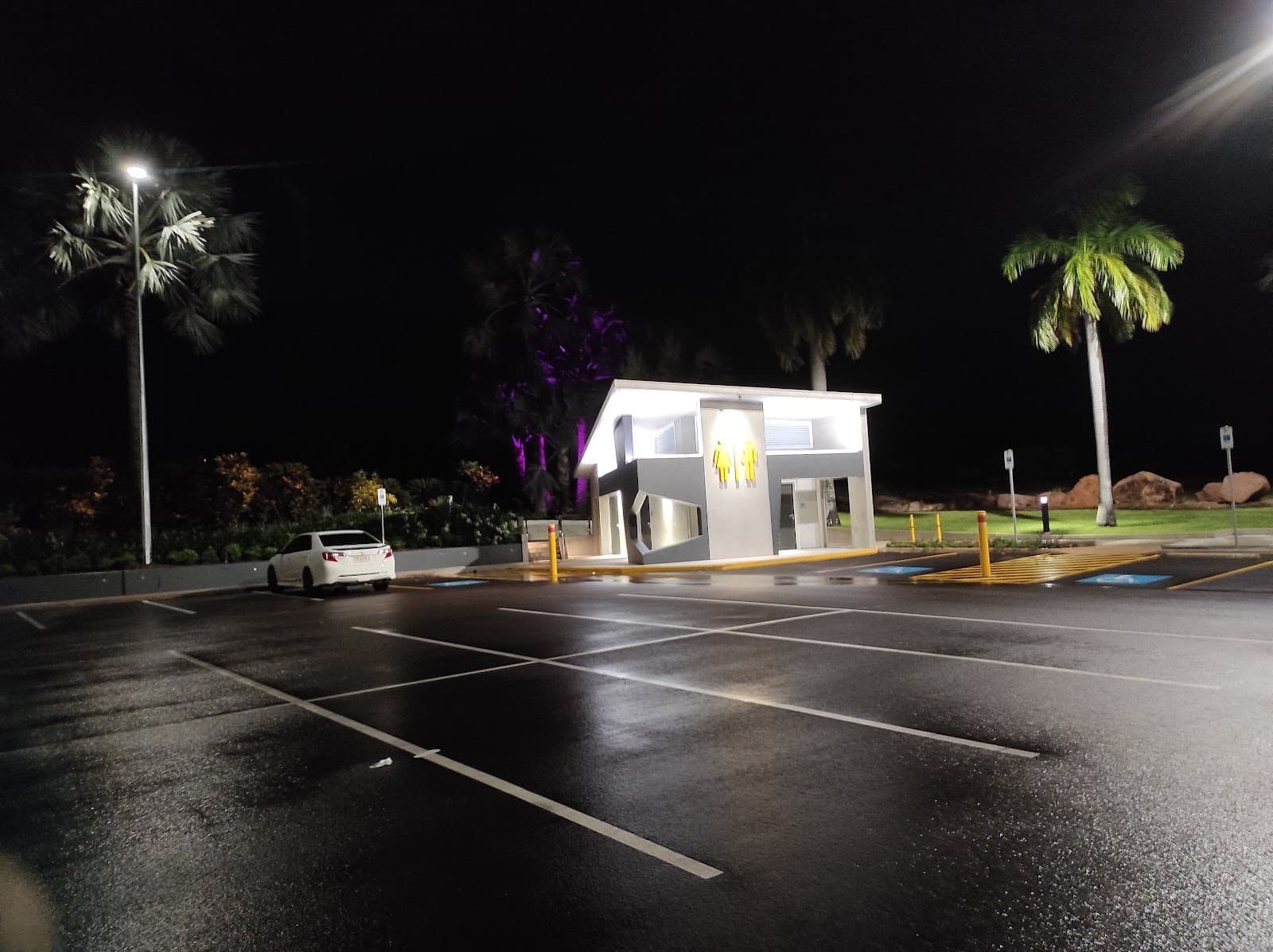 Cullen Bay Parking Lot — Cullen Bay, Darwin