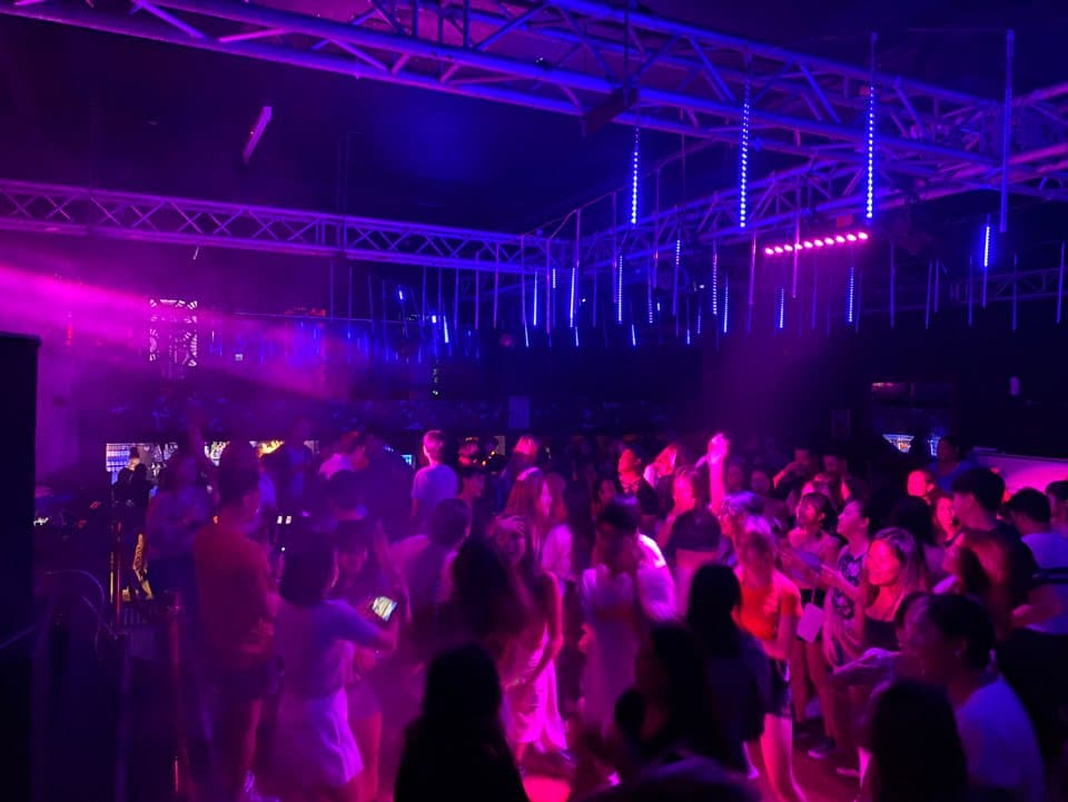 ALUNA Nightclub & Lounge — Fannie Bay, Darwin