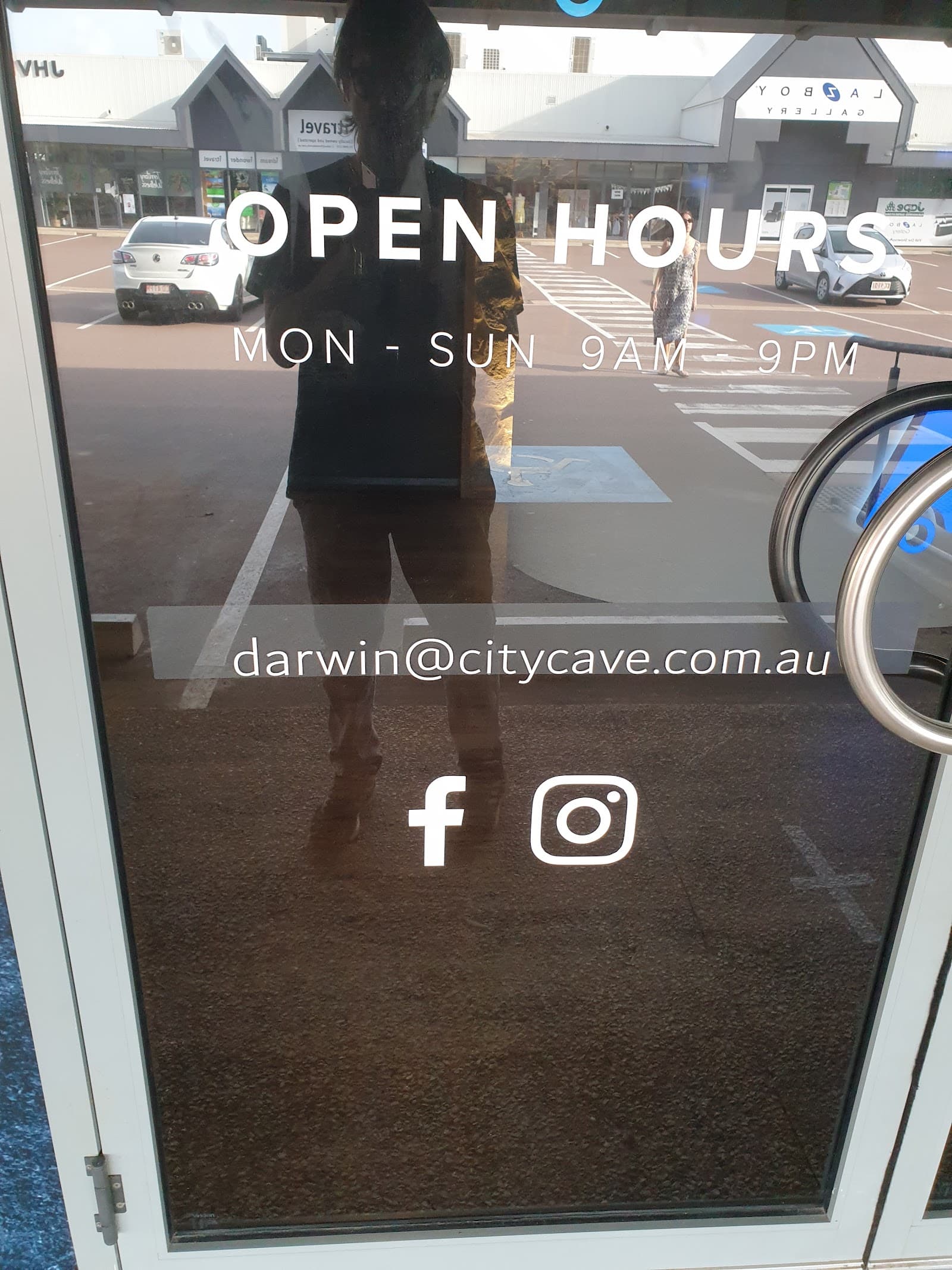 City Cave Darwin — Fannie Bay, Darwin