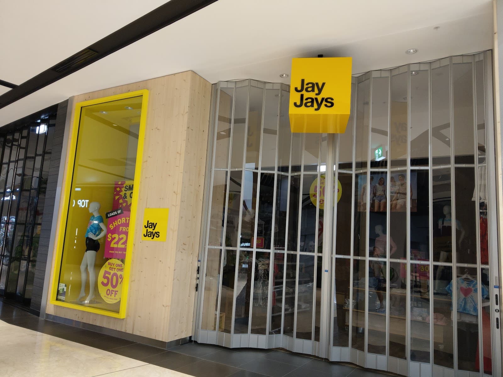 Jay Jays Palmerston — Palmerston, Darwin