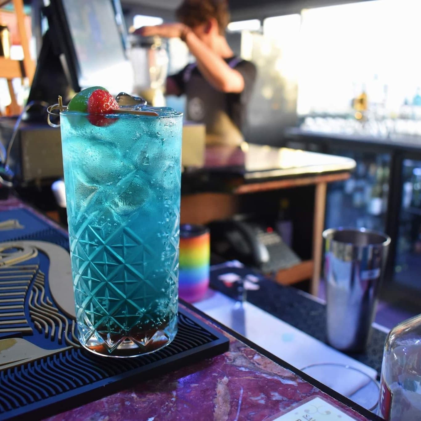 Zen Rooftop Bar